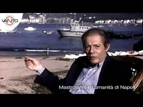 MARCELLO MASTROIANNI e l'umanità dell'amata Napoli - default