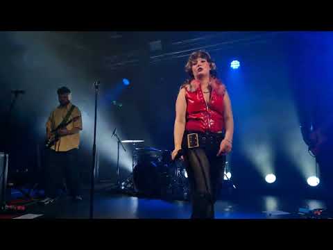 Lola Young - 'Wish You Were Dead' live at Chalk, Brighton on 13 March 2025