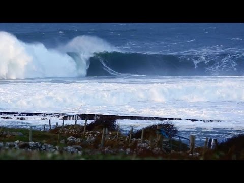 Chasing Big Wave BOMBS at Mullaghmore - UCblfuW_4rakIf2h6aqANefA