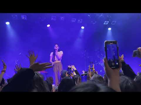 Gracie Abrams (Live) - For Real This Time (Brooklyn, NY - Music Hall of Williamsburg) (2/15/2022)