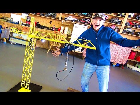 This 3 Motor, GiANT 5' Radio Control Crane is Pure Genius  | RC ADVENTURES - UCxcjVHL-2o3D6Q9esu05a1Q