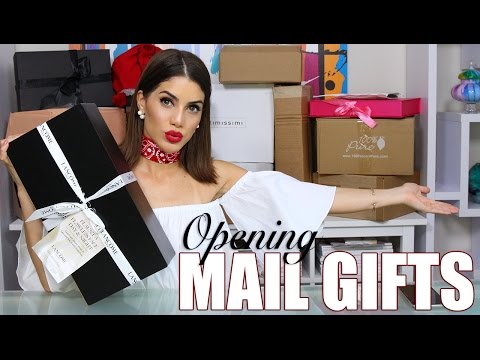 Unboxing presents in the mail! - UCDl9AK32Xzr_2UOxjt03f6w