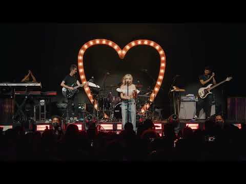 Sabrina Carpenter - Vicious - Live @ Samsung Summer of Galaxy