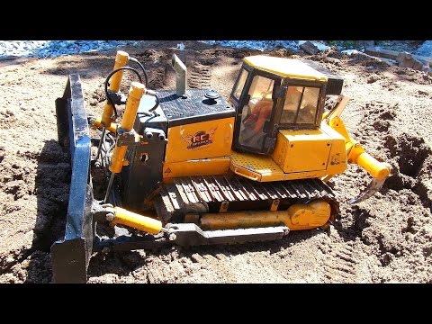 RC ADVENTURES - 1/14 Scale Bulldozer - Backfilling a Pond - UCxcjVHL-2o3D6Q9esu05a1Q