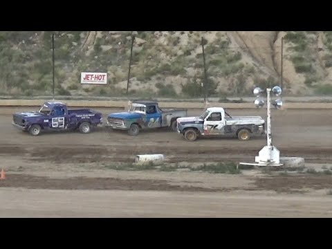 Honor Speedway '24 - Farm Truck Twin Spin - dirt track racing video image