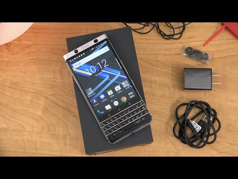 BlackBerry KEYone Unboxing and First Impressions! - UCbR6jJpva9VIIAHTse4C3hw