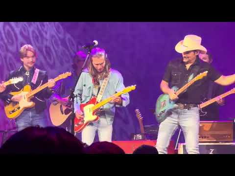 Fender Tele Town Workin’ Man’s Blues with Brad Paisley, Zac Childs and friends!