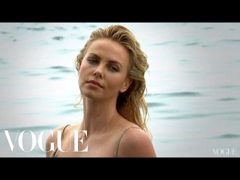 Charlize Theron on the Cover of Vogue - UCRXiA3h1no_PFkb1JCP0yMA