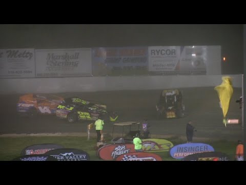 Accord Speedway 2022 Battle Of The Bullring - dirt track racing video image