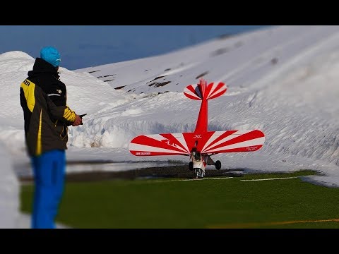 Still windy and some great hard landings. Fun at the airfield day.1 - UCz3LjbB8ECrHr5_gy3MHnFw