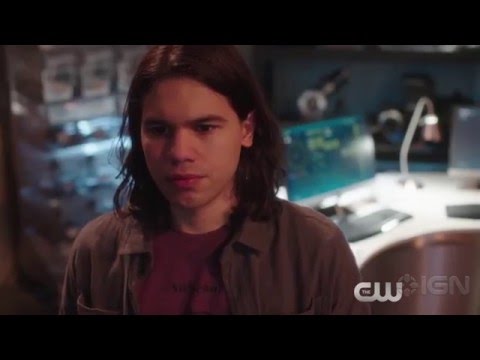 The Flash Clip: Reverb Is the Key to the Multiverse - UCKy1dAqELo0zrOtPkf0eTMw