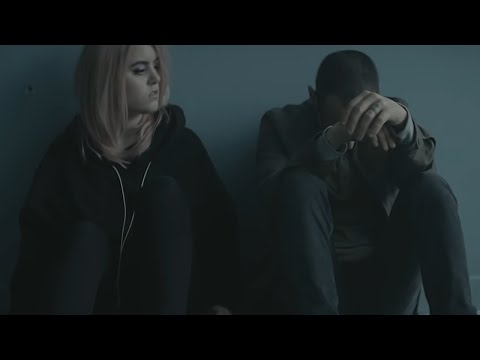 Heavy (Official Video) - Linkin Park (feat. Kiiara) - UCZU9T1ceaOgwfLRq7OKFU4Q