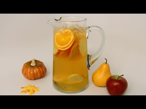 Fall Sangria Recipe - Laura Vitale - Laura in the Kitchen Episode 464 - UCNbngWUqL2eqRw12yAwcICg