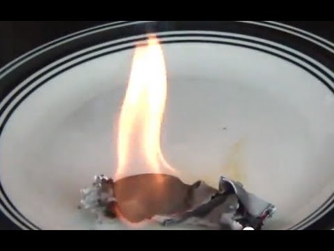 Fire Card Trick - UCe_vXdMrHHseZ_esYUskSBw