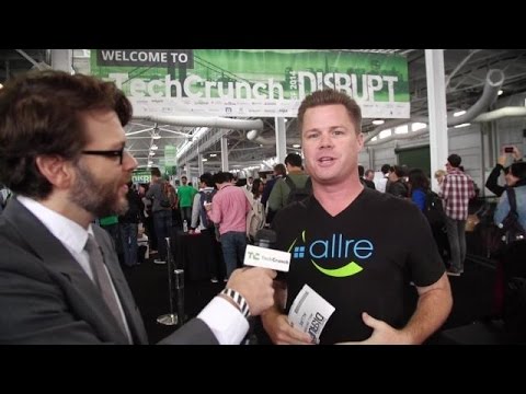 Jon Shieber Swings by Registration and Startup Alley - UCCjyq_K1Xwfg8Lndy7lKMpA