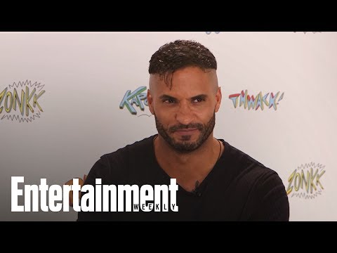 American Gods Star Ricky Whittle Teases "Some Loving" For Shadow | SDCC 2017 | Entertainment Weekly - UClWCQNaggkMW7SDtS3BkEBg
