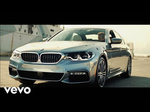 Coldplay - Hymn For The Weekend (Seeb Remix) | BMW : The Escape [Chase Scene]