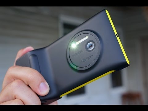 Review: Nokia Lumia 1020 Camera Grip Accessory - UCO_vmeInQm5Z6dEZ6R5Kk0A