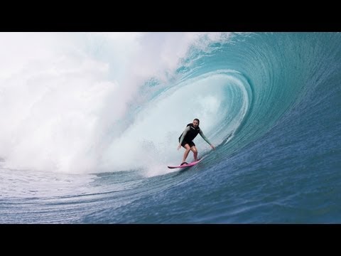 Maya Gabeira Surfs Giant Waves at Teahupoo - UCblfuW_4rakIf2h6aqANefA