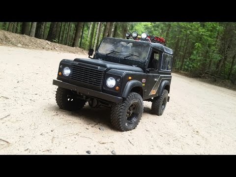 Defender D90 в лесу - UCX2-frpuBe3e99K7lDQxT7Q