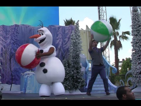 New Olaf’s Summer Cool Down stage show at Walt Disney World during Frozen Summer Fun - UCYdNtGaJkrtn04tmsmRrWlw