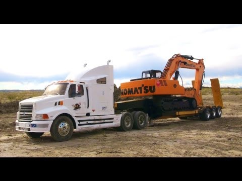 RC ADVENTURES - 1/12 Scale Earth Digger 4200XL Excavator pulled on Triple Axle Trailer - UCxcjVHL-2o3D6Q9esu05a1Q