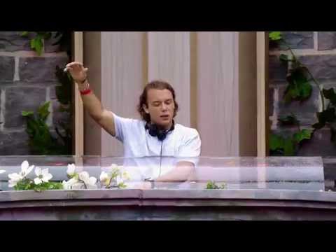 Tomorrowland 2015 | Otto Knows - UCsN8M73DMWa8SPp5o_0IAQQ