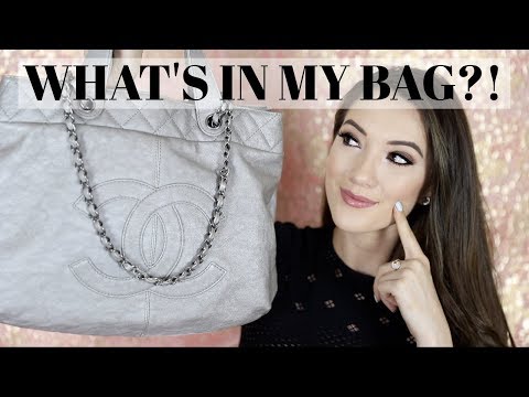 WHAT'S IN MY BAG?! | Blair Fowler - UC48DOiEvCDu3sThBijwkQ1A