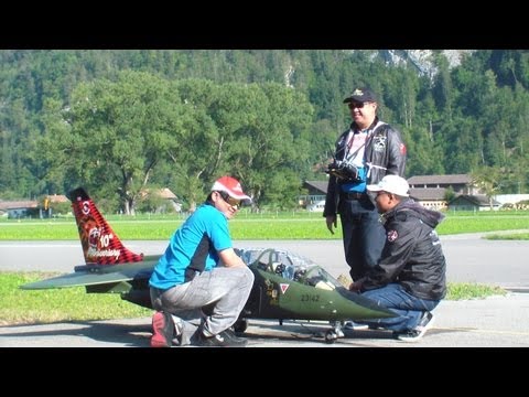 Very Big RC Turbine Alpha Jet A Team Thailand JWM 2013 - UCTLEcIaYJEbUEzQc3-ZvruQ