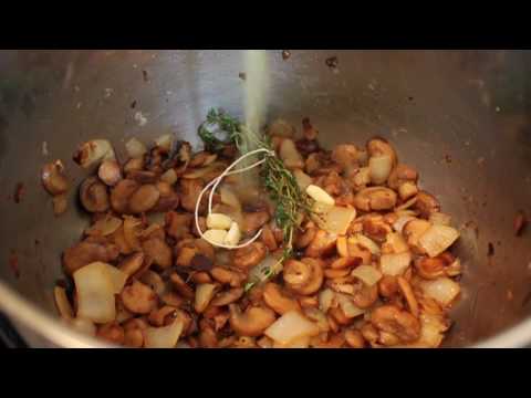 How to Make Creamy Mushroom Soup - Cream of Mushroom Soup Recipe - UCRIZtPl9nb9RiXc9btSTQNw