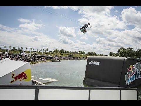 Behind the Scenes of Big-Air Wakeboarding - Red Bull Rising High 2014 - UCblfuW_4rakIf2h6aqANefA