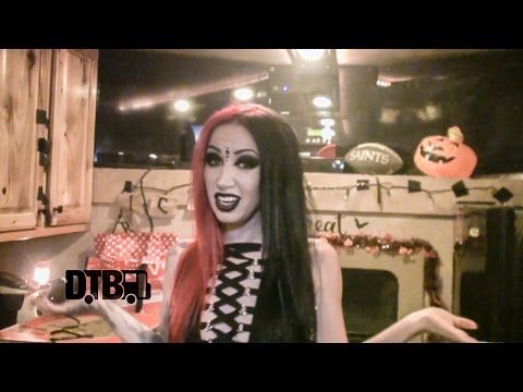 New Years Day - BUS INVADERS Ep. 931 - UCybDimFZ3eoUQxSArdqCe9g