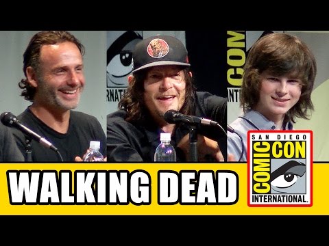 The Walking Dead Comic Con 2015 Panel - Andrew Lincoln, Norman Reedus, Steven Yeun - UCS5C4dC1Vc3EzgeDO-Wu3Mg