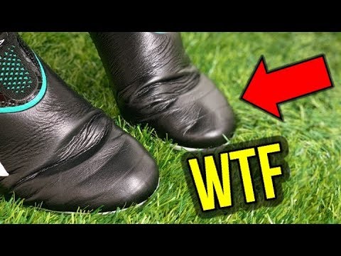 THE WORLD'S FIRST LACELESS LEATHER FOOTBALL BOOTS! - UCUU3lMXc6iDrQw4eZen8COQ