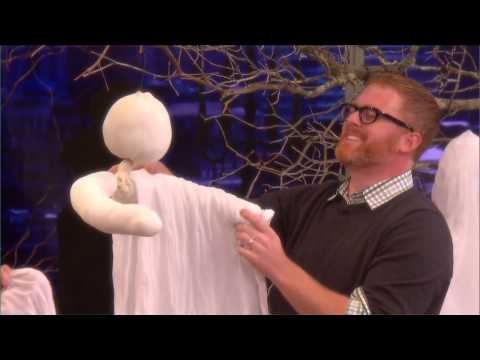 How to Make Cheesecloth Ghosts ⎢Martha Stewart - UC6JBm9OAkpI6NUBV_NsLxTA