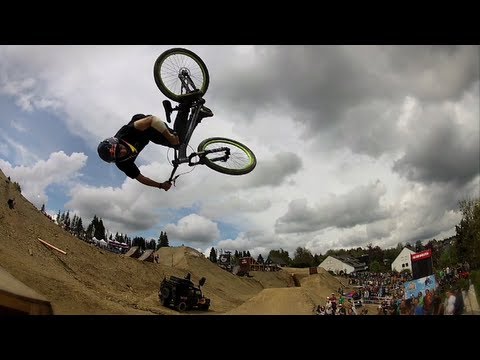 Andreu Lacondeguy's Mountainbike Slopestyle Domination - Red Bull Berg Line - UCblfuW_4rakIf2h6aqANefA