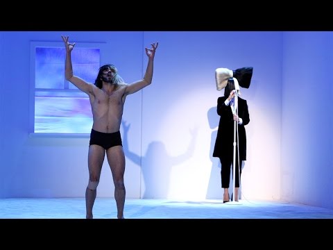 Sia Performs 'Bird Set Free' - UCp0hYYBW6IMayGgR-WeoCvQ