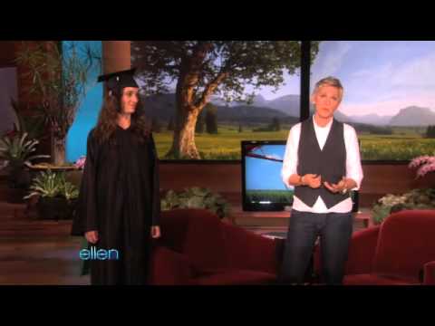 Ellen's Got Your Graduation Gift Ideas - UCp0hYYBW6IMayGgR-WeoCvQ