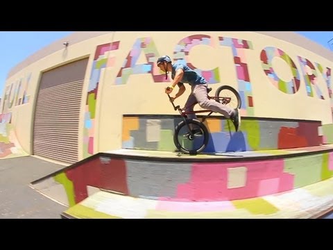 Calling out tricks at the Odyssey BMX Jam - UCEt2RMm3EqtoerqX0-fUpfw