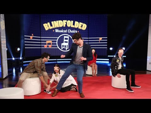 'The Fosters' Cast Plays 'Blindfolded Musical Chairs' - UCp0hYYBW6IMayGgR-WeoCvQ