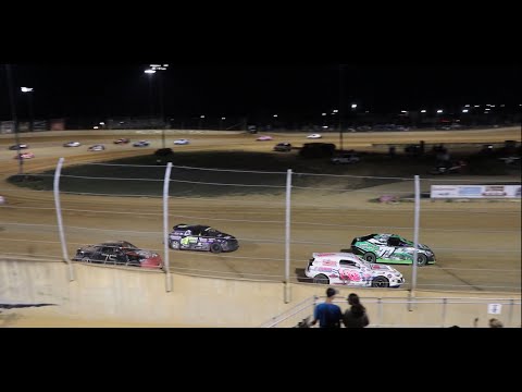 Lawrenceburg Speedway Ohio Valley SCDRA Hornet Feature Race [8/23/25] - dirt track racing video image