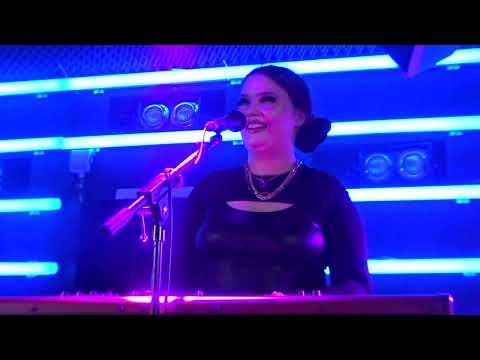 Lola Young-None For You @ Patterns, Brighton, 14th March 2022
