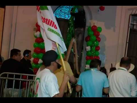 Decoran exteriores del local de Juntos por el Perú tras flash electoral
