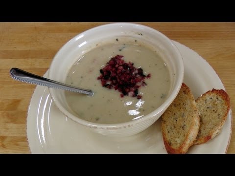 Tuscan Bean Soup - Laura Vitale - Laura in the Kitchen Episode 226 - UCNbngWUqL2eqRw12yAwcICg