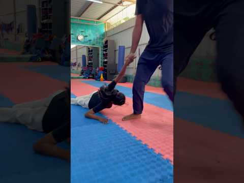 V KARATE INTERNATIONAL #girlssafety #street #fighting #vkarate #selfdefense #trending #shorts #india