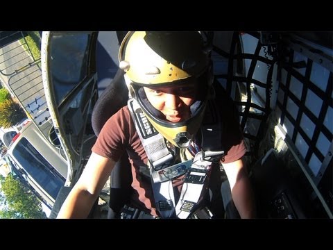 Flying The Viper 2.0 Flight Simulator at Maker Faire 2013 - UCiDJtJKMICpb9B1qf7qjEOA