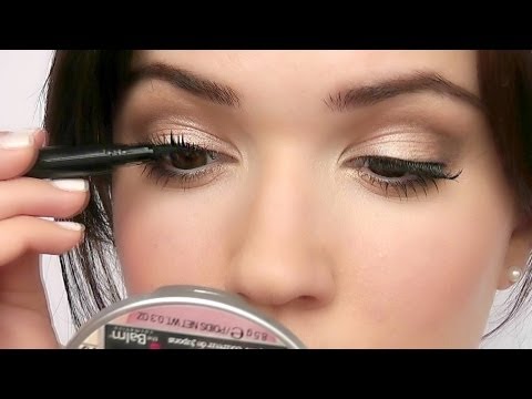 How To Apply False Eyelashes For Beginners ♡ Two Easy Ways - UC-1-zPmT368J8JRbsK_1keA