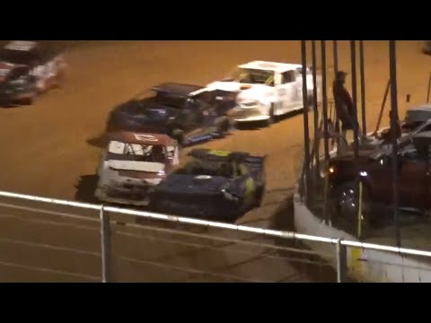 Stock 4b at Winder Barrow Speedway 4/27/2024 - dirt track racing video image