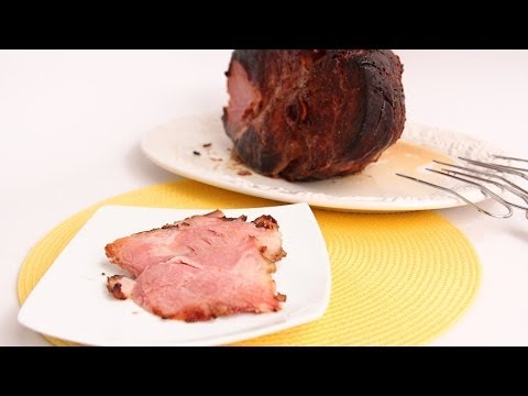 Pomegranate Glazed Ham Recipe - Laura Vitale - Laura in the Kitchen Episode 690 - UCNbngWUqL2eqRw12yAwcICg