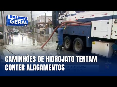 Caminhões de hidrojato atuam para drenar água no Norte da Ilha